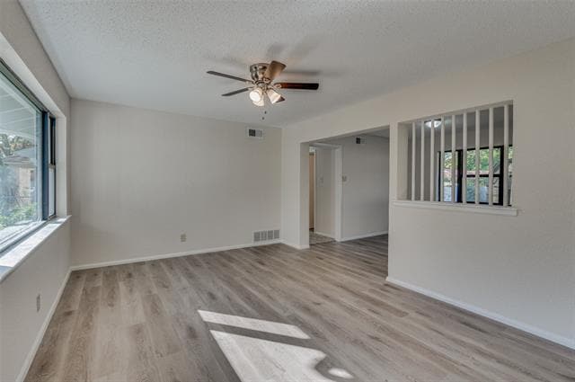 Building Photo - 1935 Utica Dr