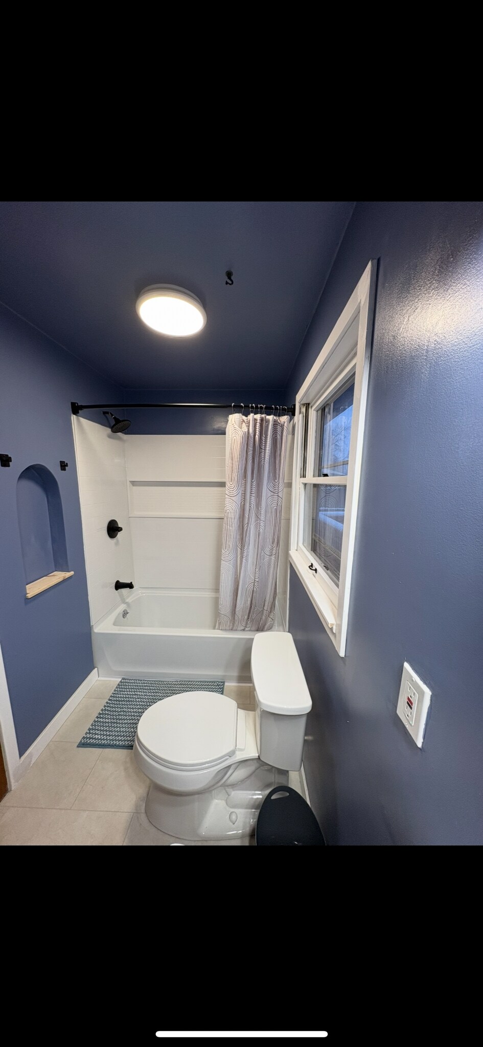 Building Photo - 18 Mount Washington Dr