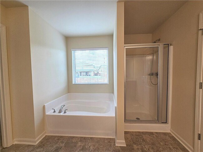 Building Photo - 2389 Centenary Way Ct