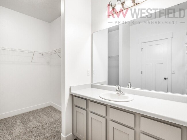 Building Photo - 752 N 260 W