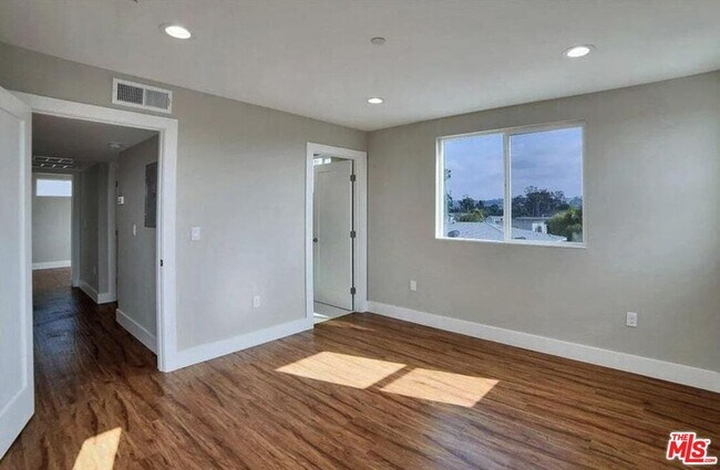 Building Photo - 2301 Hauser Blvd