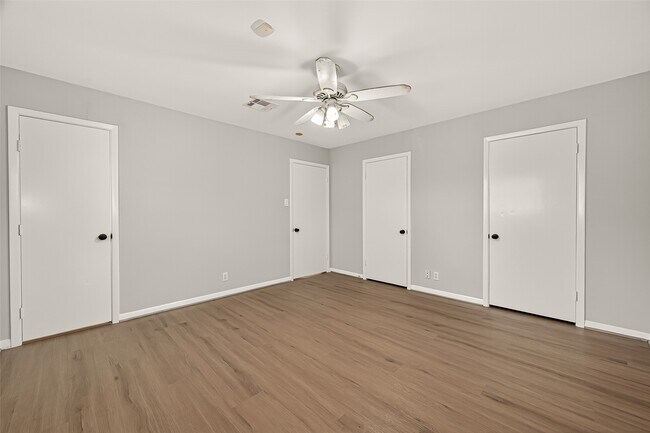 Building Photo - 5418 Darnell St