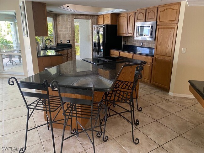 Building Photo - 6704 Highland Pines Cir