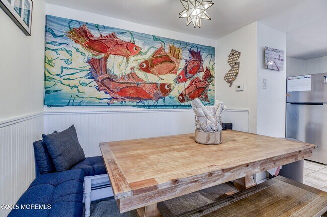 Building Photo - 19 Webb Ave