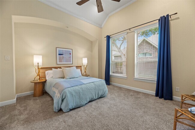 Building Photo - 28706 Hemlock Red Ct