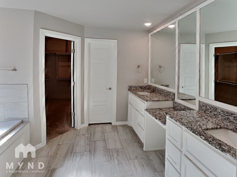 Building Photo - 8316 Lambert Wy