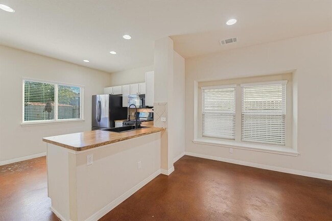 Building Photo - 4609 Esper Ln