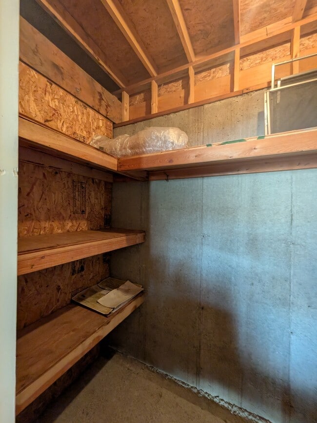 Building Photo - 1000 Fountain Terrace Dr