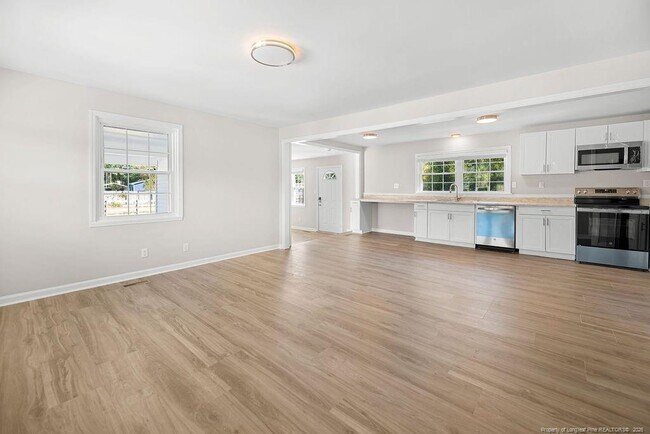 Building Photo - 4066 Hummingbird Pl