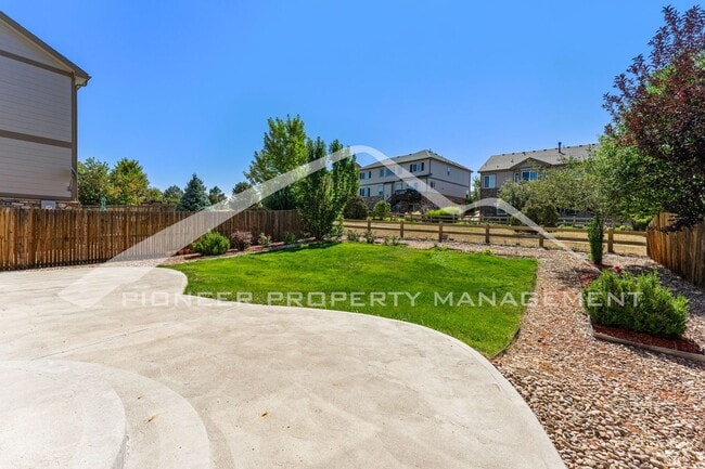 Building Photo - Spacious Home with Fenced Yard and Central AC