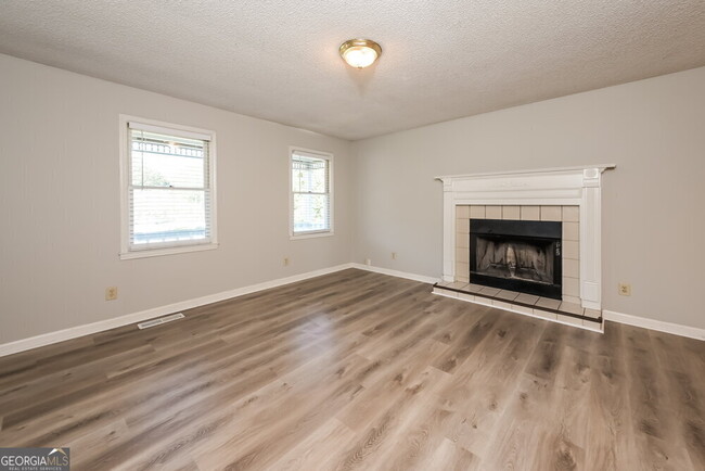 Building Photo - 4304 Bay Meadows Dr