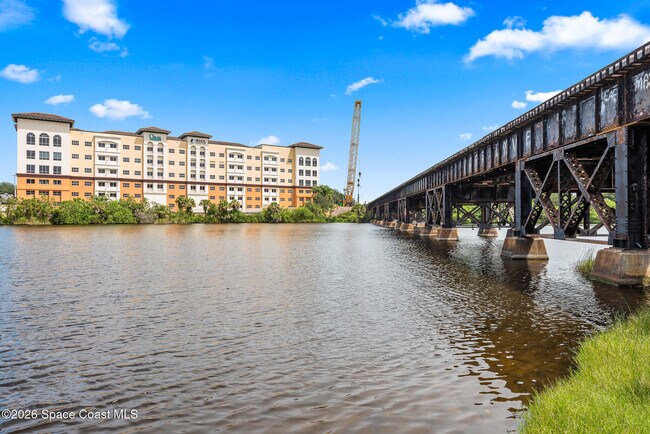 Building Photo - 1465 S Harbor City Blvd