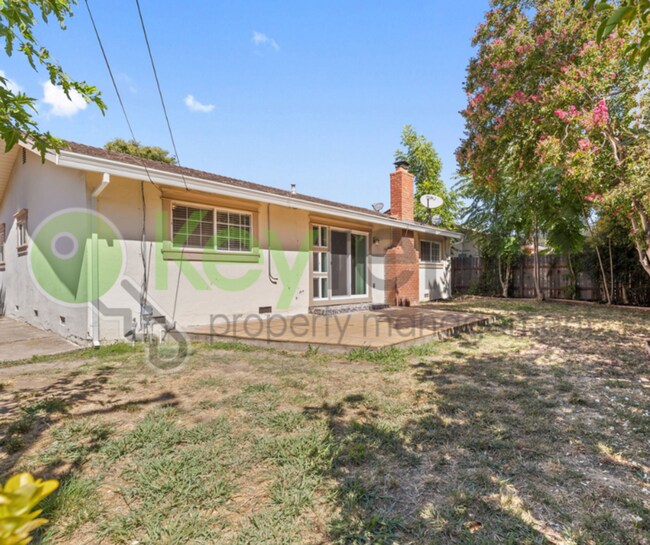 Building Photo - 6912 Sylvan Rd