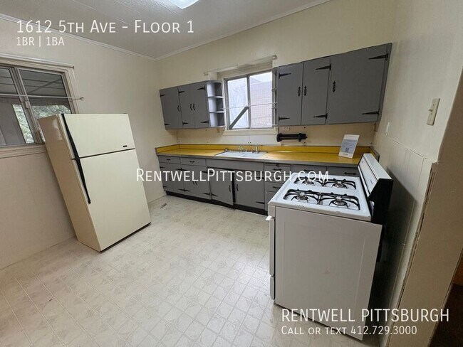 Building Photo - 1612 5th Ave