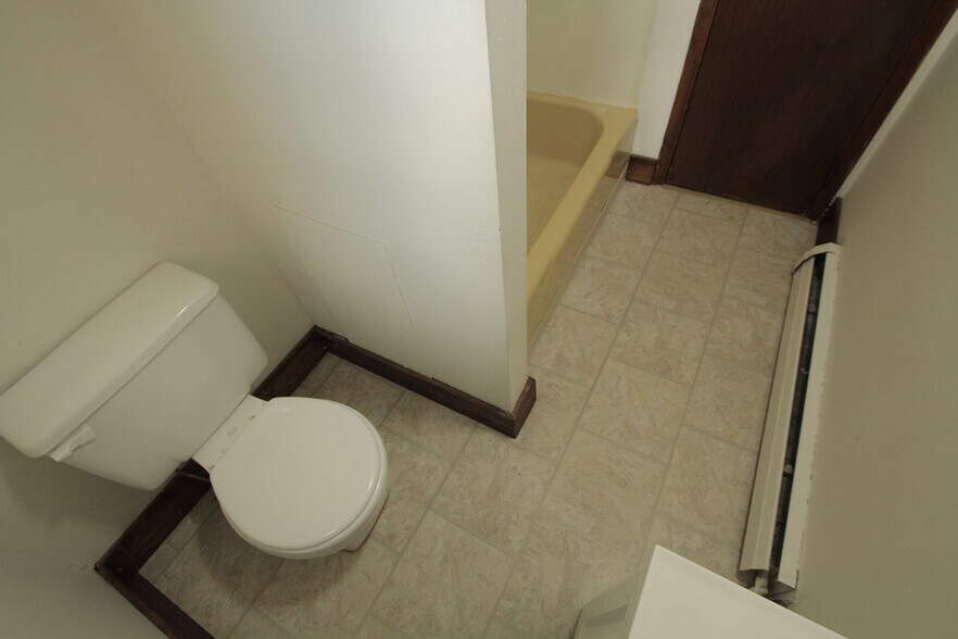 Building Photo - 313 S Trenton Ave