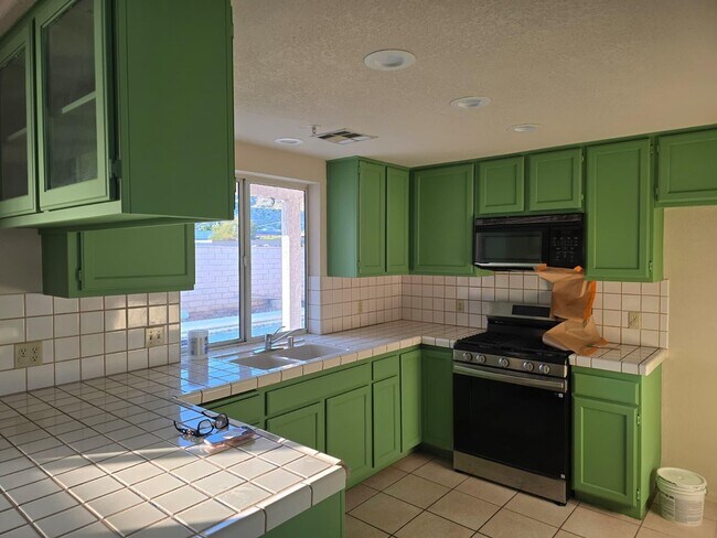 Building Photo - 9673 Vista Del Valle