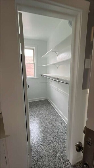 Building Photo - 2311 S Central Ave