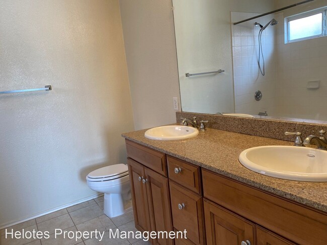 Building Photo - 3 br, 2.5 bath House - 22134 Goldcrest Run