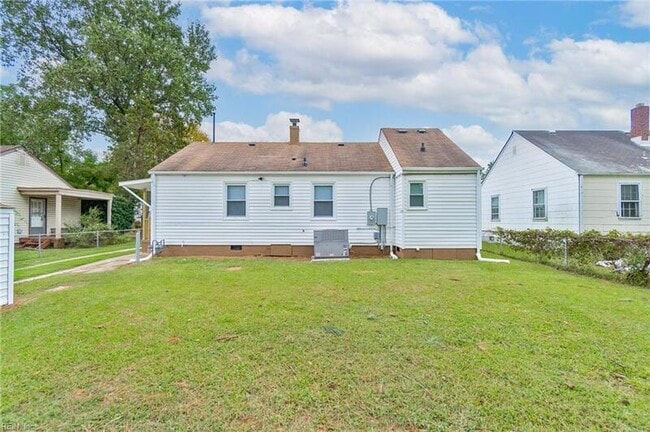 Building Photo - 218 Beechwood Ave