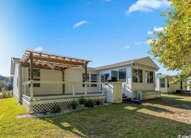 Building Photo - 333 Walden Lake Rd