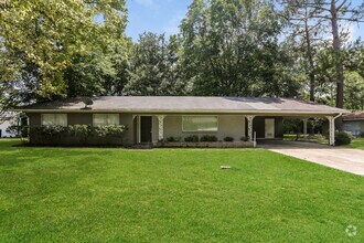Building Photo - 3 Bedroom Jackson Home
