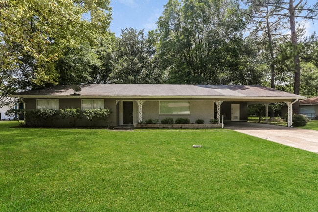 Primary Photo - 3 Bedroom Jackson Home