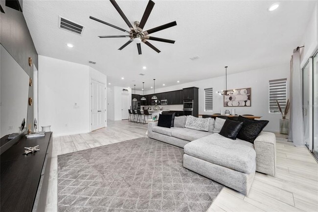 Building Photo - 7699 Bowery Dr