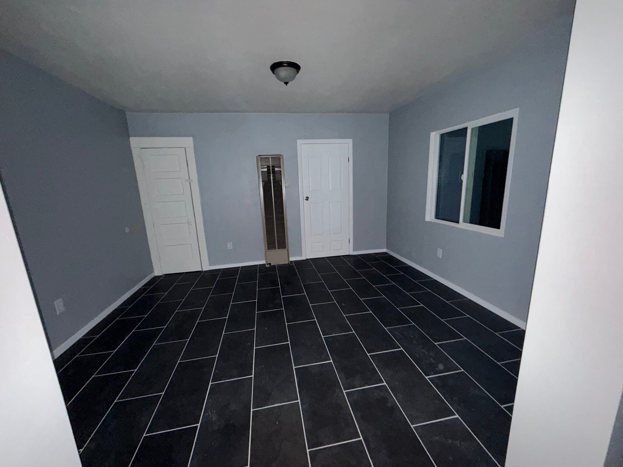 Building Photo - 524 S Soto St