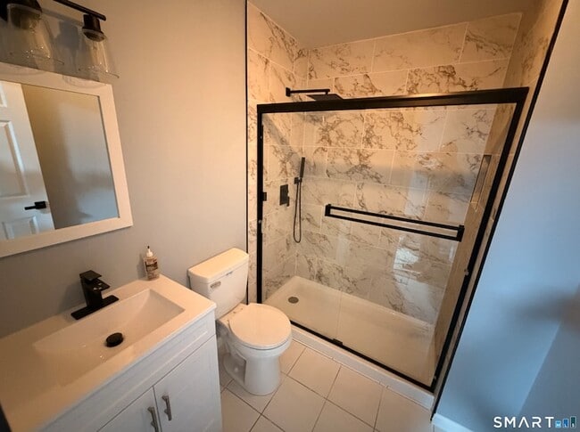 Building Photo - 39 Coram Rd