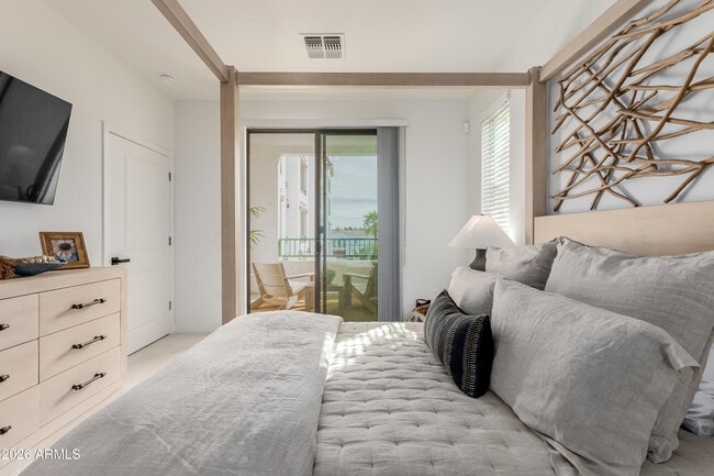 Building Photo - 2511 W Queen Creek Rd