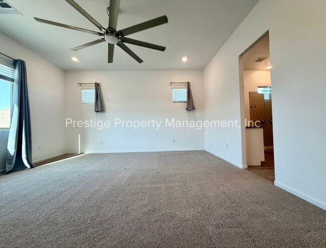 Building Photo - 10848 W Yates Ln