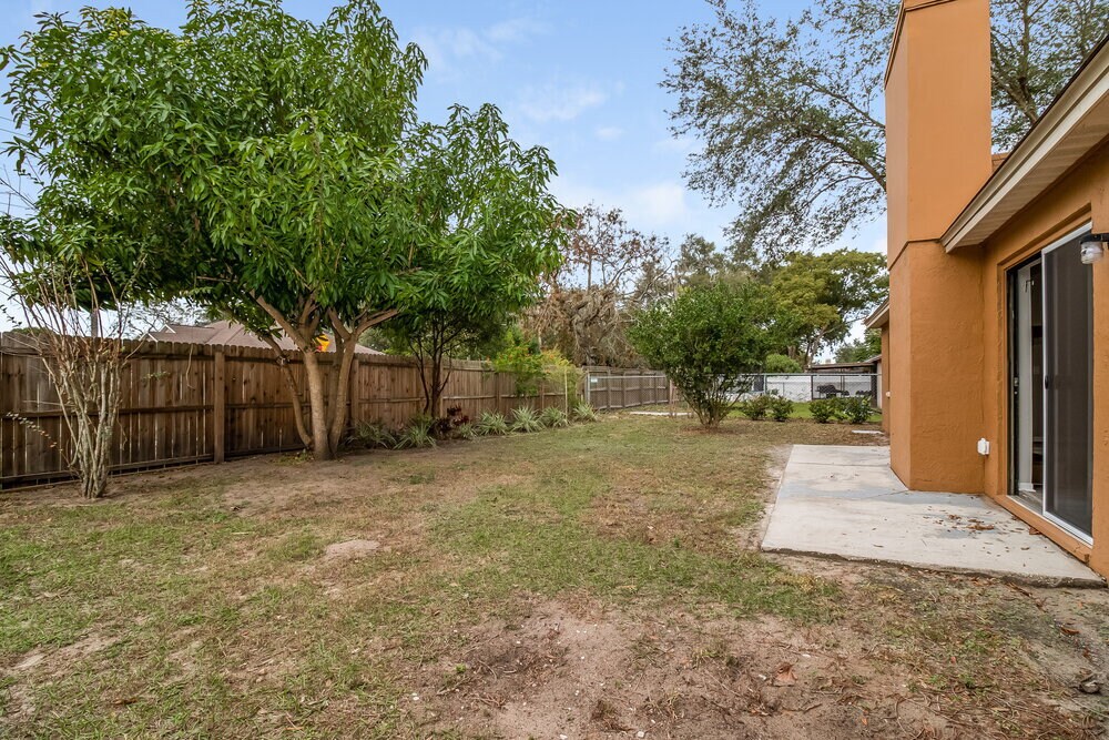 Building Photo - 831 Sunridge Point Dr