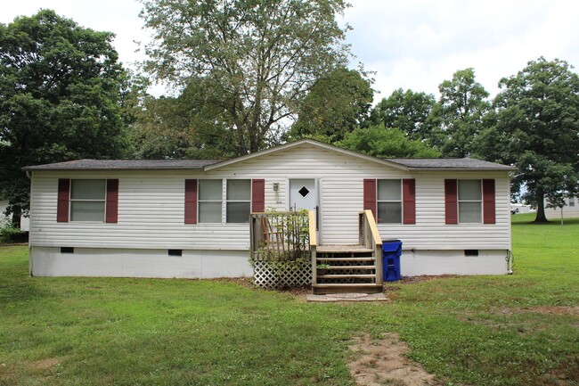 Primary Photo - Four bedroom mobile home rental available now