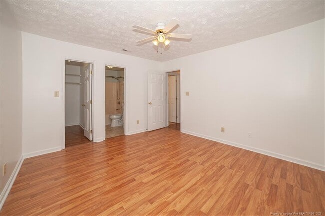 Building Photo - 6440 Brookshire St