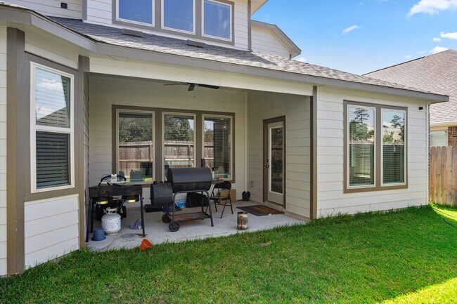 Building Photo - 21467 Somerset Shores Crossing