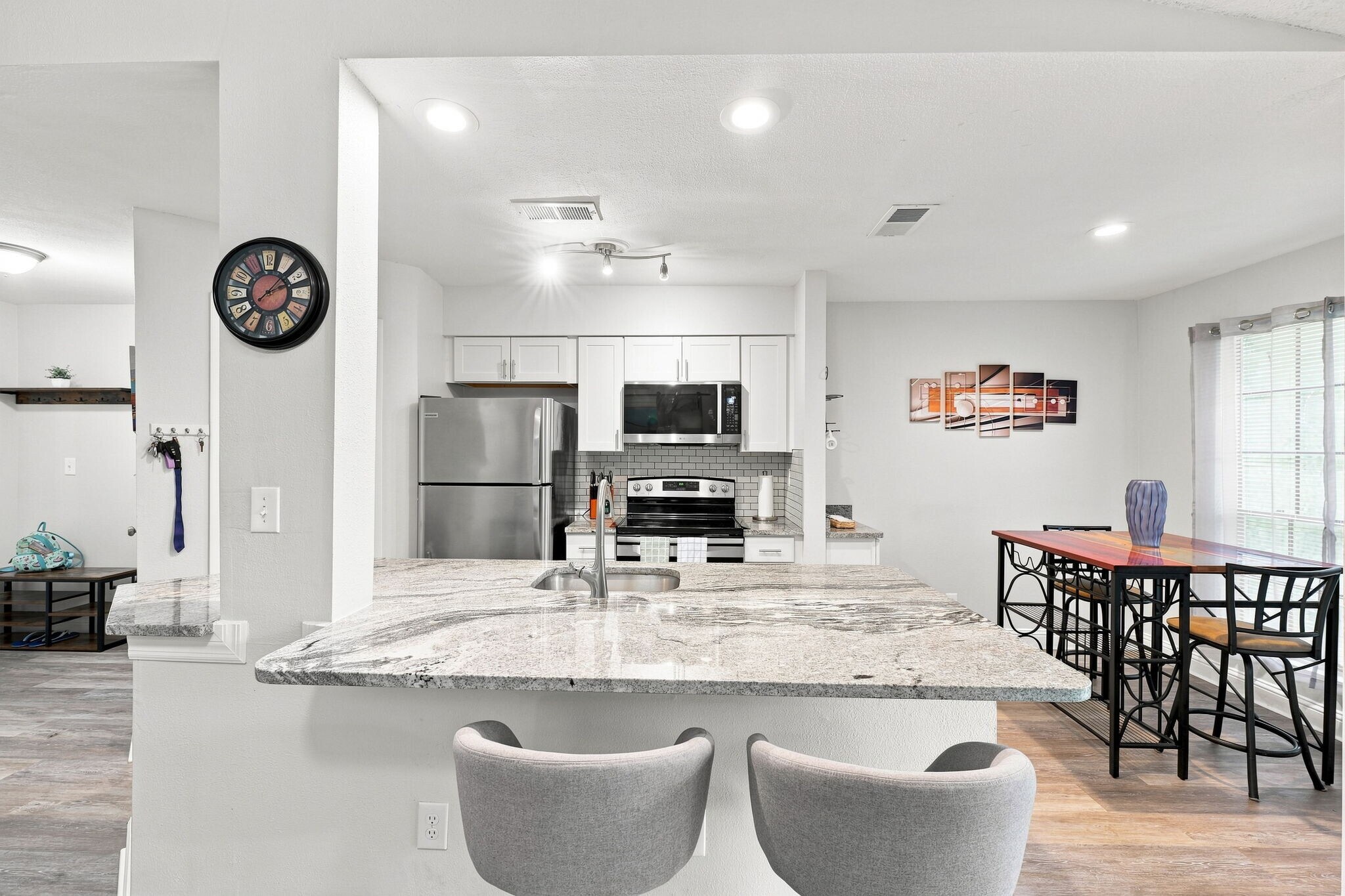 Building Photo - 8630 Mallard Reserve Dr