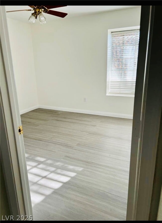 Building Photo - 3732 N White Plains Dr