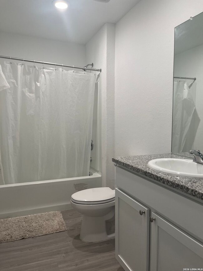 Building Photo - Move In Ready 3 Bedroom Lennar Home with 2 Car Garage in West San Antonio