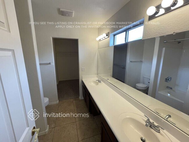 Building Photo - 42939 W Jeremy St