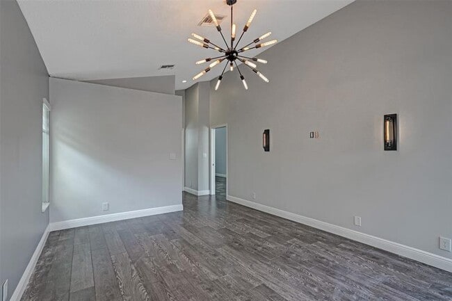 Building Photo - 5056 NW 95th Dr