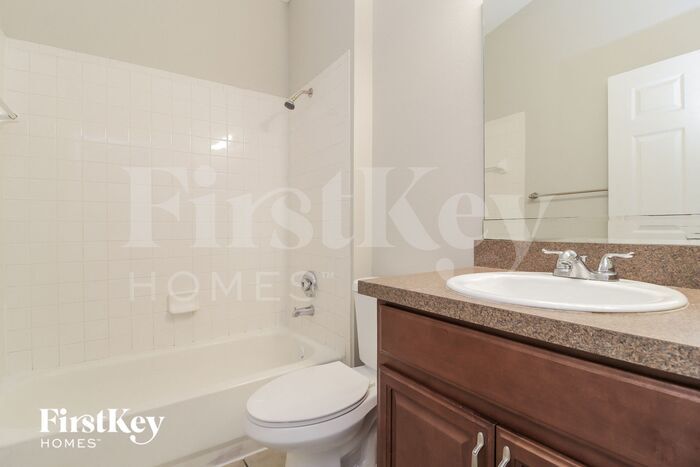 Building Photo - 6564 Viewpoint Ct