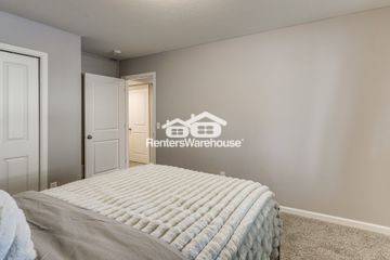 Building Photo - 923 112th Ln NE