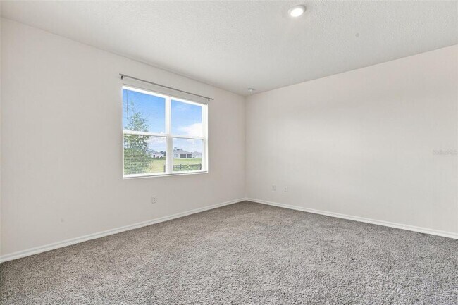 Building Photo - 8552 Pinecrest Trl