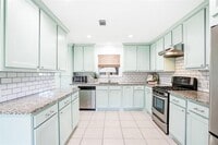 Building Photo - 8834 Liptonshire Dr