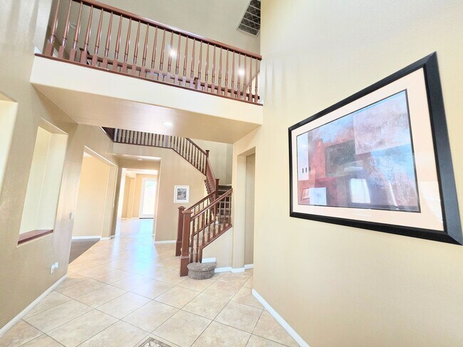 Building Photo - 30040 Cheveley Park St