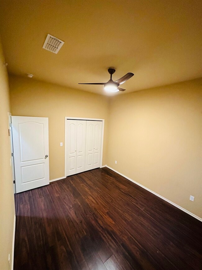 Building Photo - 5812 Montevista Dr