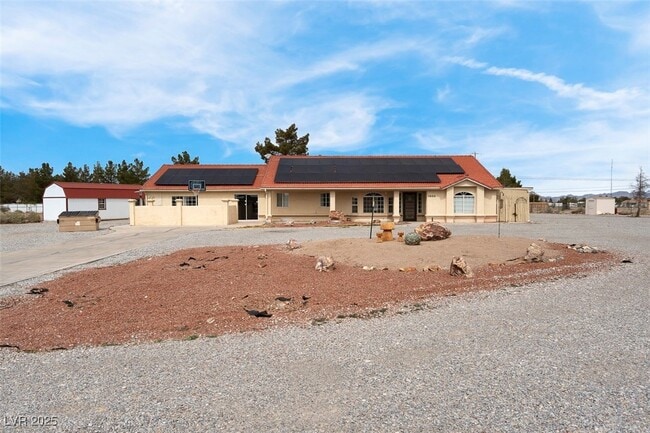 Building Photo - 1800 Red Rock Dr
