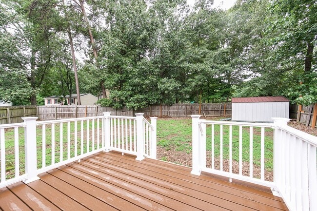 Building Photo - 10504 Moorwood Ridge Cir