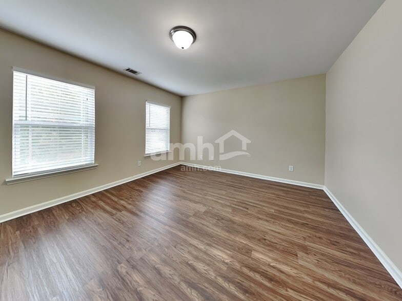 Building Photo - 160 Grayson Ave