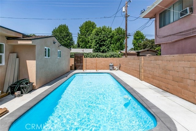 Building Photo - 6545 Coldwater Canyon Ave